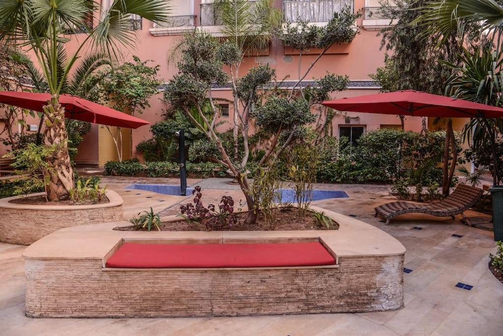 Beautiful, Great Equipped 122 M Holiday Apartment Near Majorelle Garden And Gueliz With Pool Views And A Large Balcony And Terrace Marakeş Dış mekan fotoğraf