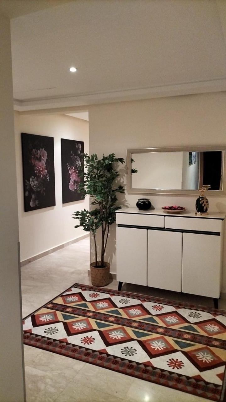Beautiful, Great Equipped 122 M Holiday Apartment Near Majorelle Garden And Gueliz With Pool Views And A Large Balcony And Terrace Marakeş Dış mekan fotoğraf